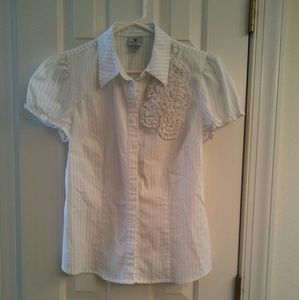 Worthington stretch button down stripe shirts